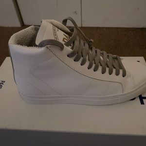 P488 Sneakers